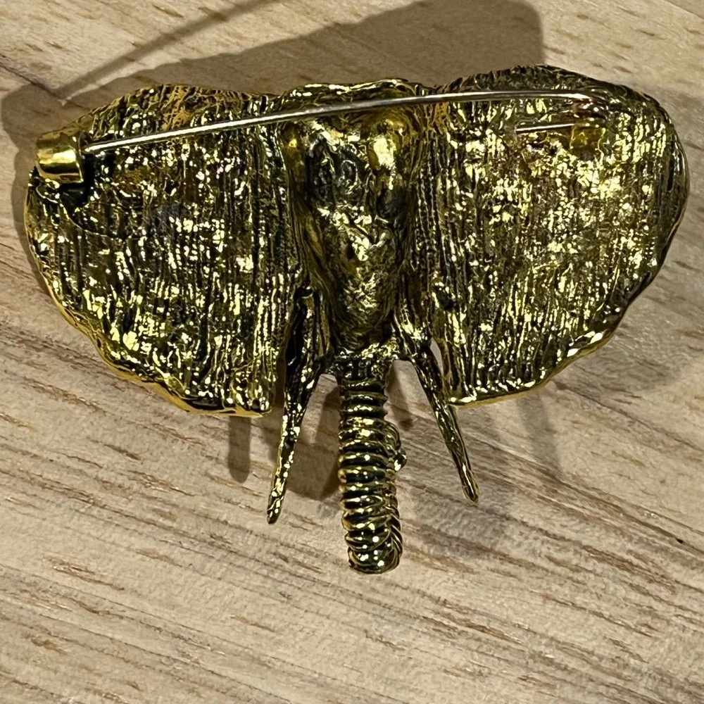 New Elephant Brooch Women Gold Tone Amber Rhinestone Safari Jewelry Pin